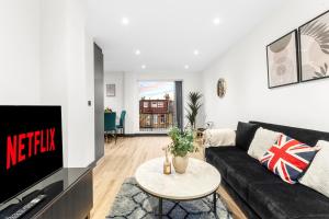 Χώρος καθιστικού στο Luxurious Modern 2 Bedroom Apartment with Terrace