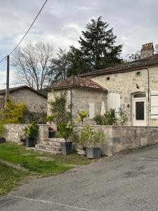 El edificio en el que está el bed and breakfast