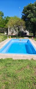 Bazén v ubytování El mamboreta nebo v jeho okolí