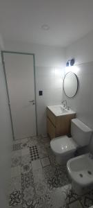 Koupelna v ubytování Trelew Cartref + 7 fotografií