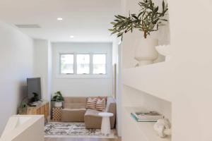 Χώρος καθιστικού στο Nirvana, Mineral Swimming Pool, close to Beaches +55 φωτογραφίες