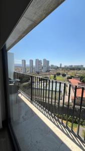 #1 in Andares Pool-Jacuzzi-We invoice free of charge في غواذالاخارا: بلكونة مطلة على المدينة +12 صورة