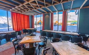 Posezení v ubytování New Gudauri La Suites