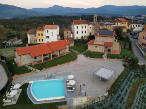 Общий вид на горы или вид на горы из дома для отпуска