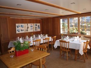 En restaurant eller et spisested på Gasthof Engelberg