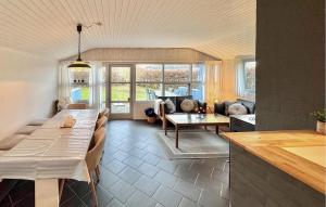 Et opholdsområde på 3 Bedroom Nice Home In Nordborg