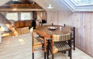 Χώρος καθιστικού στο 2 Bedroom Awesome Home In Sejerø