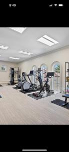 Фитнес-центр и/или тренажеры в Chill Vibes