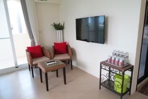 TV a/nebo společenská místnost v ubytování Andalucia