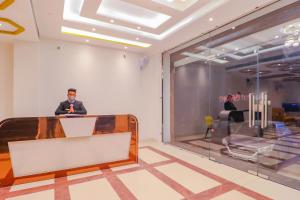 Gæster der bor på Hotel O by OYO Crystal Empire