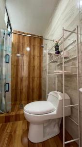 Et badeværelse på Departamento en Urubamba + 72 billeder