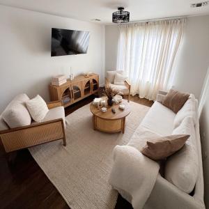 Et opholdsområde på 30 min from NYC luxury and chic 3 bedroom