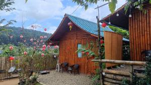 Zahrada ubytování เฉินหลงเกสท์เฮ้าท์ บ้านรักไทย แม่ฮ่องสอน