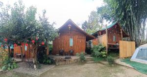 Zahrada ubytování เฉินหลงเกสท์เฮ้าท์ บ้านรักไทย แม่ฮ่องสอน