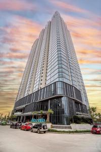 Budova, kde se apartmán nachází + 28 fotografií