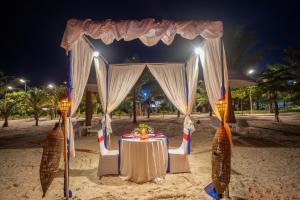 Foto de la galería de Royal Beach Resort and Residence by EHM en Phumĭ Kaôh Ândong Sdéch (2) 136 fotos más