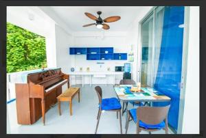 Imagine din galeria proprietății Taguilon Hidden Beach Cove Resort 