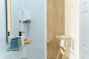 Un baño de Three CoCo Villa AoNang Beach 68 fotos más