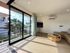 TV a/nebo společenská místnost v ubytování Field-D House