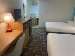 Afbeelding uit fotogalerij van Tara Vista Inn in Hinton