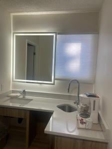 Afbeelding uit fotogalerij van Tara Vista Inn in Hinton