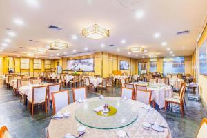 Restaurace v ubytování Centenio International Hotel