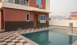 Πισίνα στο ή κοντά στο Amaira Villa