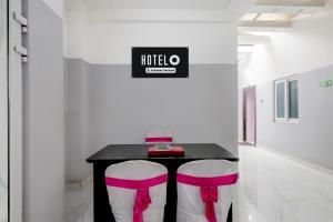 Fotografie z fotogalerie ubytování Hotel O Tiruvallur Bus Terminal Formerly SK Vinoth Mahal v destinaci Tiruvallūr