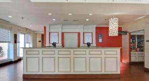 a kitchen with a white counter in a room at Hilton Garden Inn Appleton/Kimberly in Kimberly +96 photos