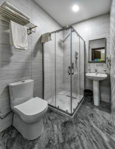 Koupelna v ubytování Boutique Garden De Baku + 17 fotografií