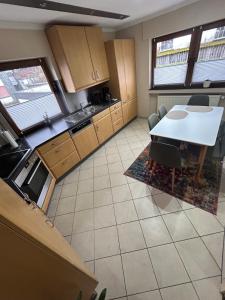 Kuchyň nebo kuchyňský kout v ubytování Antweiler Ferienwohnung