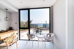 Balkón nebo terasa v ubytování NAYUTA Smart Seaside Homestay