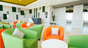 TV a/nebo společenská místnost v ubytování My Tower Hotel Surabaya