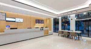 TV/trung tâm giải trí tại City Comfort Inn Wuhan Badajia Heping Park Metro Station