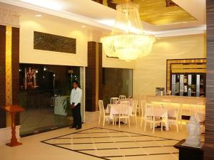 Oaspeți care stau la Casa Boutique Hotel