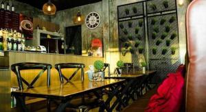 Ο χώρος του lounge ή του μπαρ στο The Prince Hotel