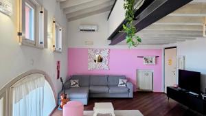 Χώρος καθιστικού στο Your little Loft