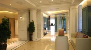 El vestíbulo o zona de recepción de Jinjiang Inn Select Harbin Zhongyang Street Pedestrian Street Airport Bus Station