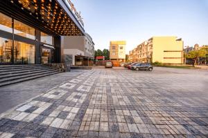 Budova, kde se hotel nachází + 43 fotografií