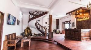 TV/trung tâm giải trí tại Dragon Dalat Hotel