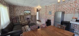 Køkken eller tekøkken på Riverbend Camp Self Catering 2 Bedroom Unit