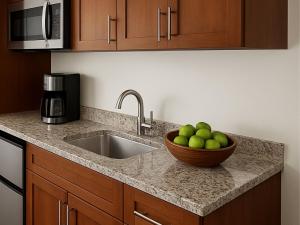 Kuchyň nebo kuchyňský kout v ubytování Marriotts Shadow Ridge- The Enclaves STUDIO