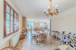 Χώρος καθιστικού στο Bruyère et Charmes de Bourgogne