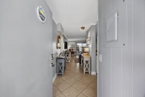 Kuchyň nebo kuchyňský kout v ubytování Coco Cabana - Monthly Rates Available! condo