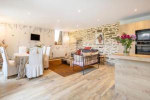 Kuchyň nebo kuchyňský kout v ubytování Gîte Le Penty