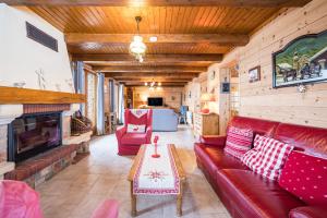 Χώρος καθιστικού στο Chalet Le Refuge