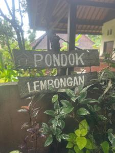 Сертификат, награда, вывеска или другой документ, выставленный в Pondok Lembongan
