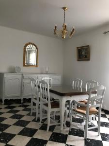 Billede fra billedgalleriet på MAISON et PISCINE PRIVEE i Rousson + 7 billeder