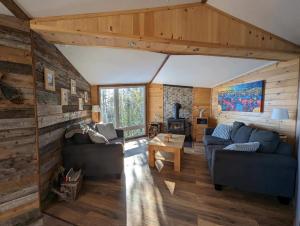 Гостиная зона в Relaxation & Adventure - Ptit Bijou by the River