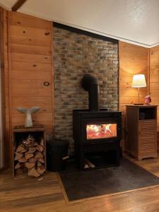 Фотография из галереи Relaxation & Adventure - Ptit Bijou by the River в городе Сен-Симеон